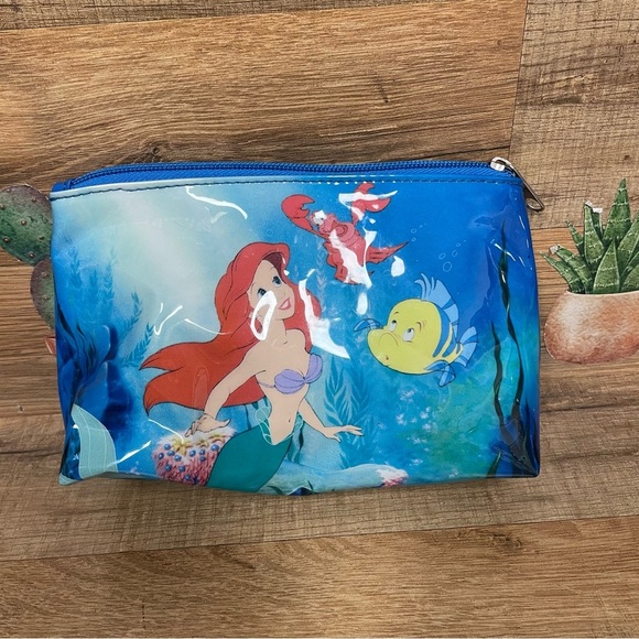 Loungefly Disney Little Mermaid makeup bag - Picture 1 of 8
